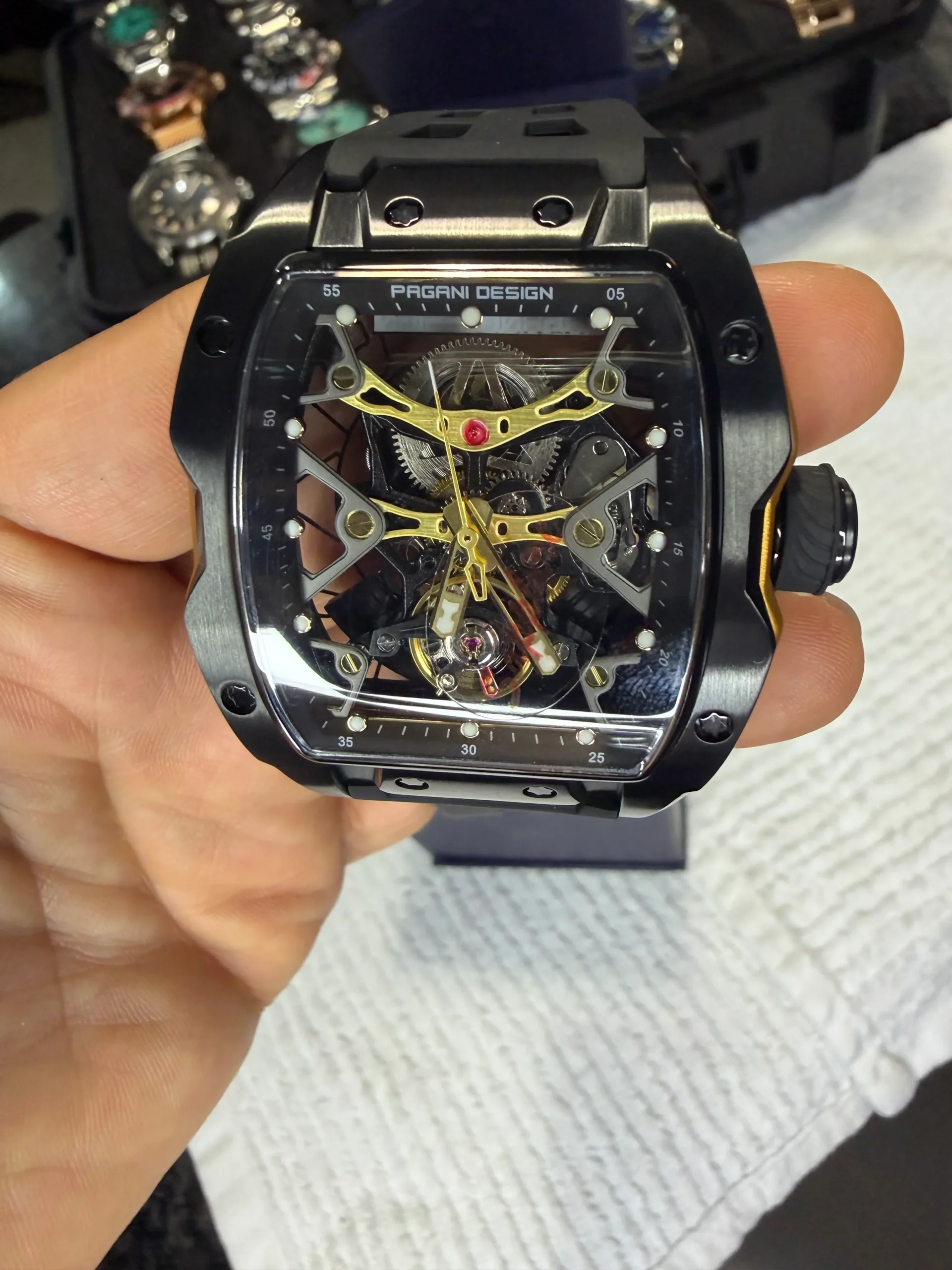 Pagani Design Automático "Dark Skeleton" – Modelo PD-YS018 Original