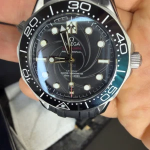 Reloj Cronógrafo Marítimo – Edición "Aquamaster 007 Especial"