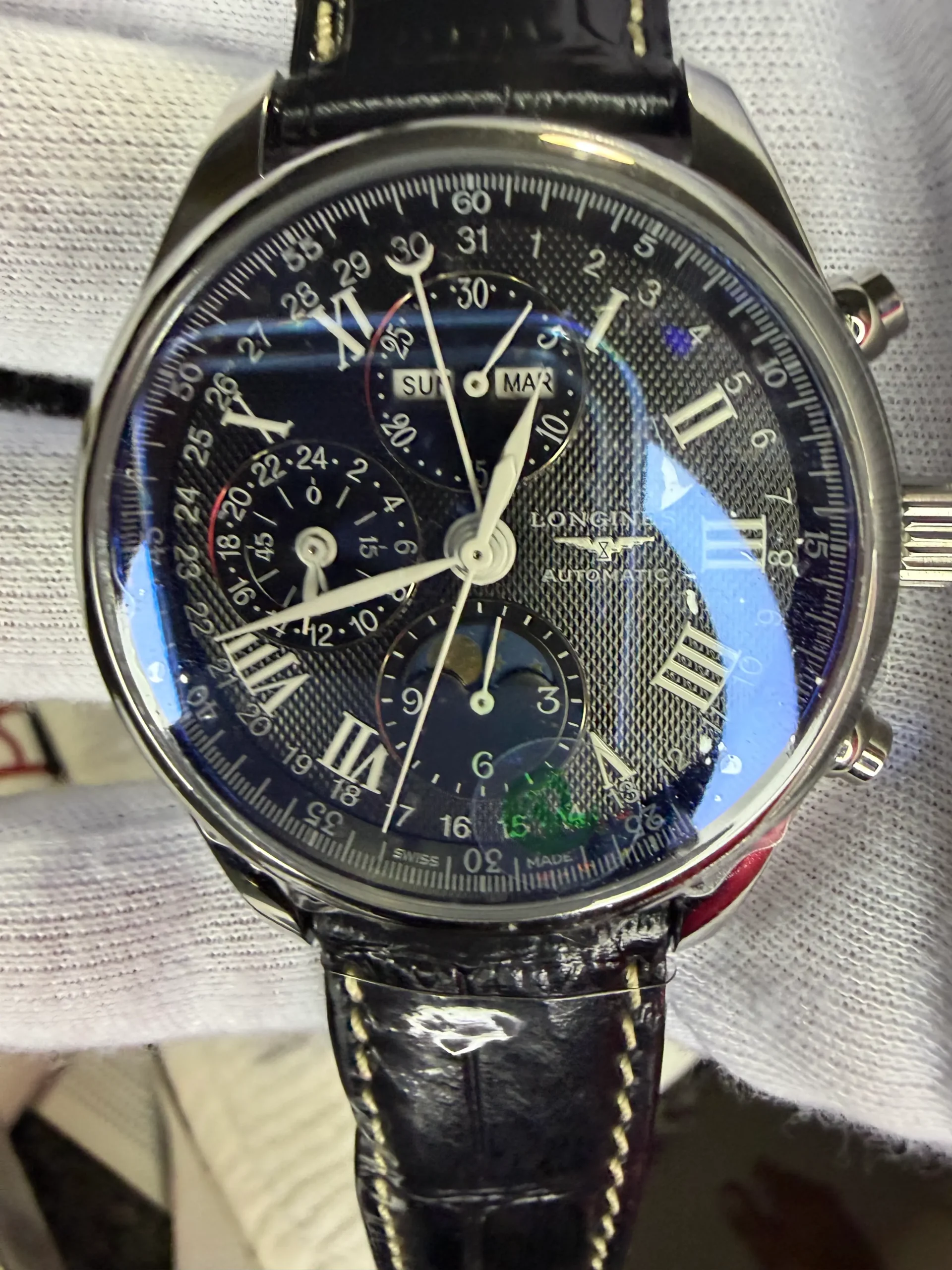 Reloj Suizo de Lujo Automático con Fases Lunares y Cronógrafo