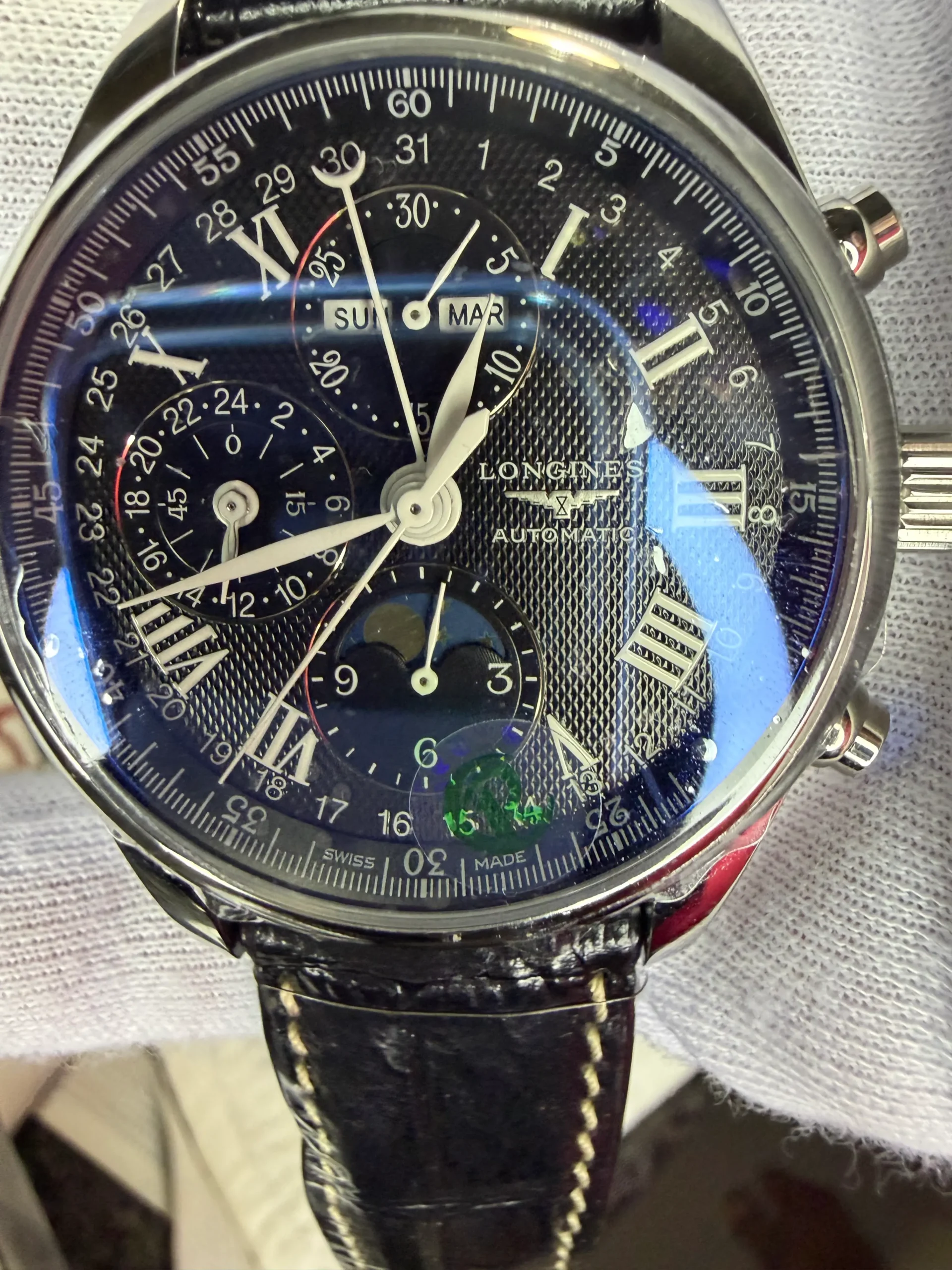 Reloj Suizo de Lujo Automático con Fases Lunares y Cronógrafo - Imagen 2