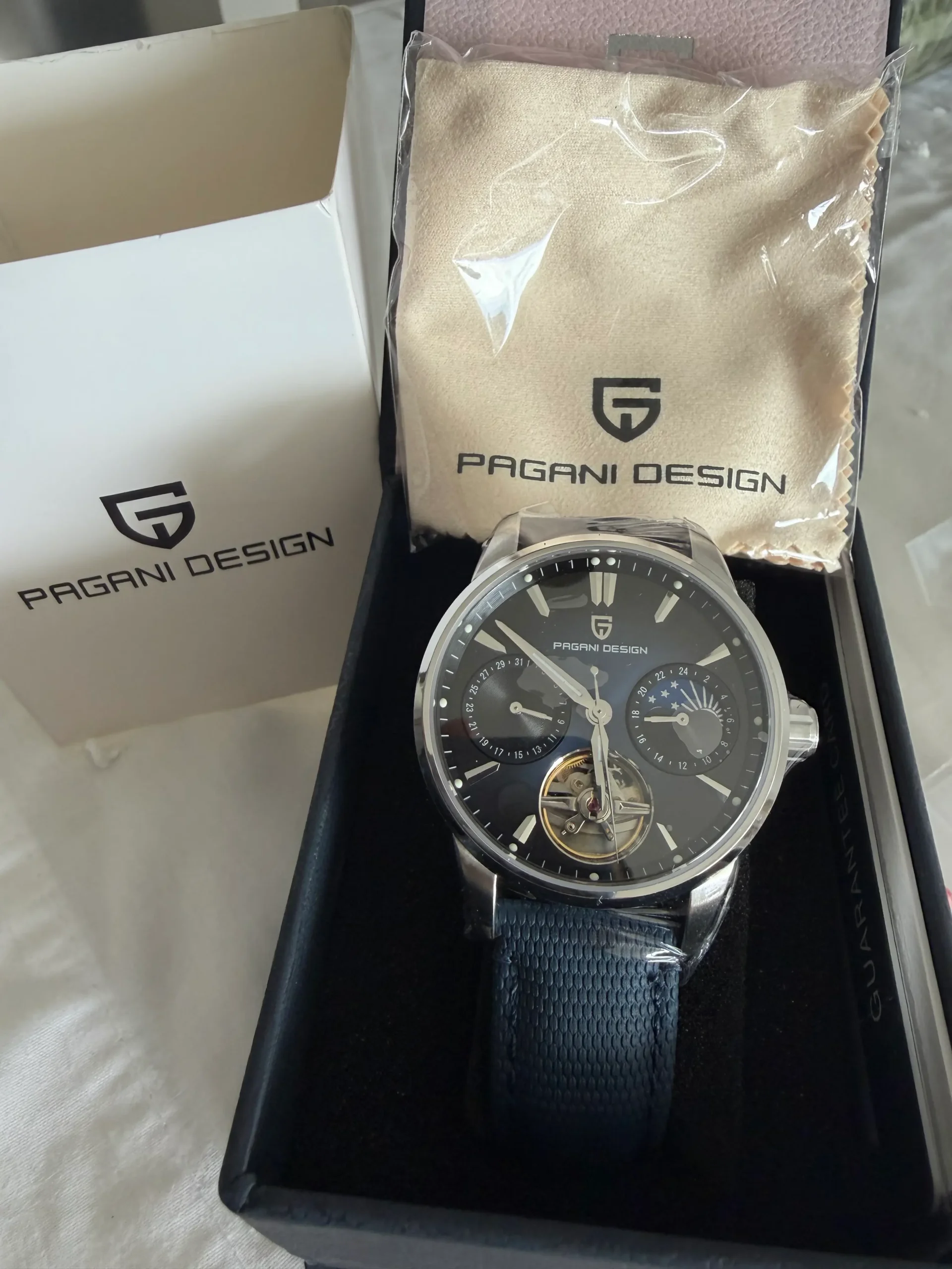Pagani Design Automático "Classic Open Heart" – Modelo PD-YS021 Original
