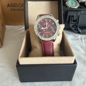 Cronógrafo Deportivo de Alta Velocidad – Línea Master Chrono “Racing Crimson”
